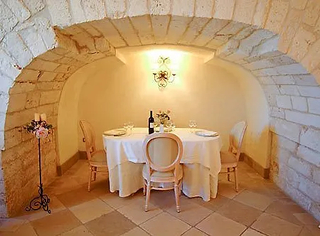 Masseria L'ovile Hotel 3*